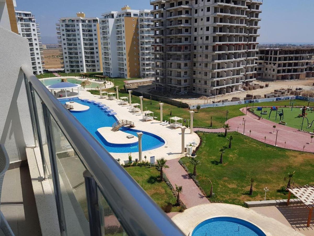 Tiberius Pool Apartments In Caesar Resort & Spa Trikomo Екстериор снимка