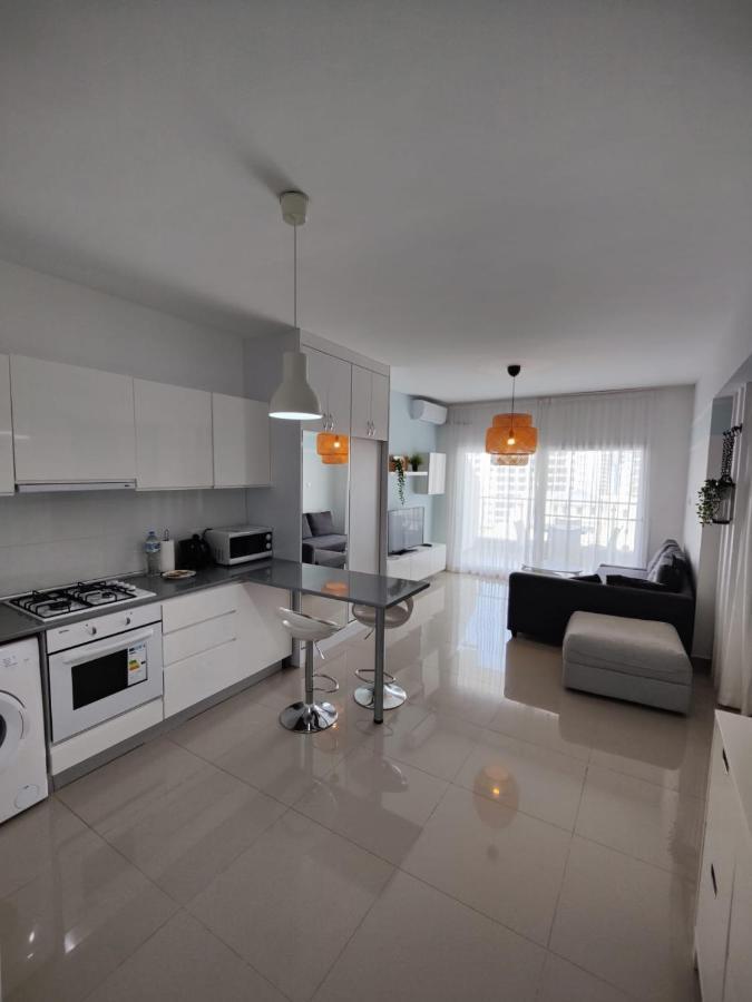 Tiberius Pool Apartments In Caesar Resort & Spa Trikomo Екстериор снимка